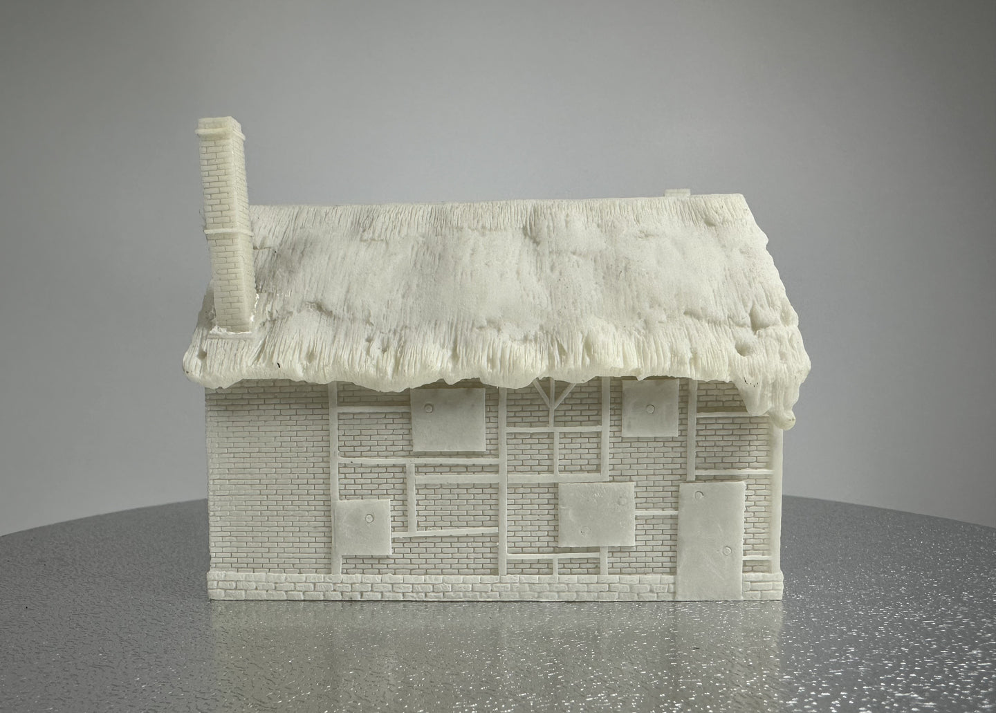 SH2022 - Unpainted Derelict Cottage (1:76)